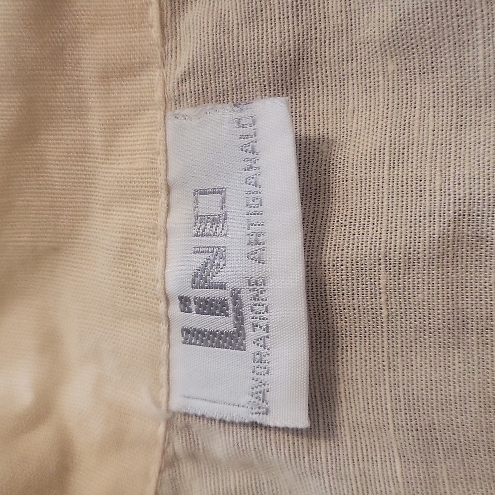 Short sleeve button up - Picture 2 of 3